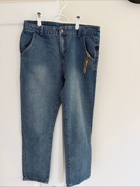 Slim Fit Men’s Jeans in Faded Blue